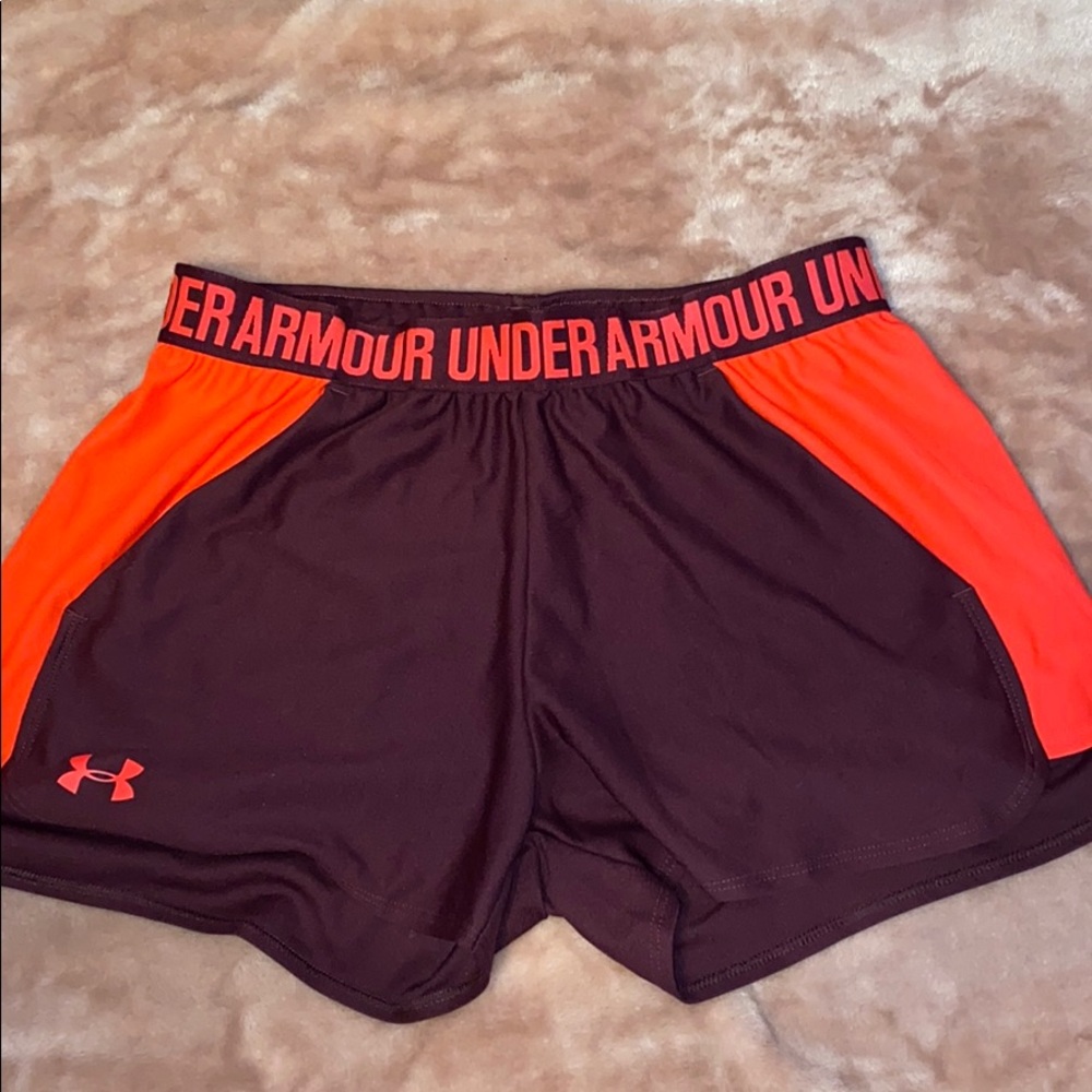 Under Armour Athletic Shorts Size SM